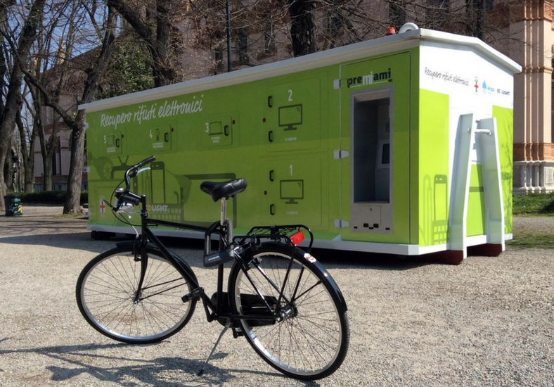 Il container del RAEE Parking Ecolight