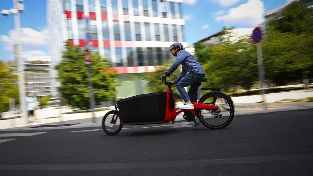 Douze Cycles x Toyota mobility